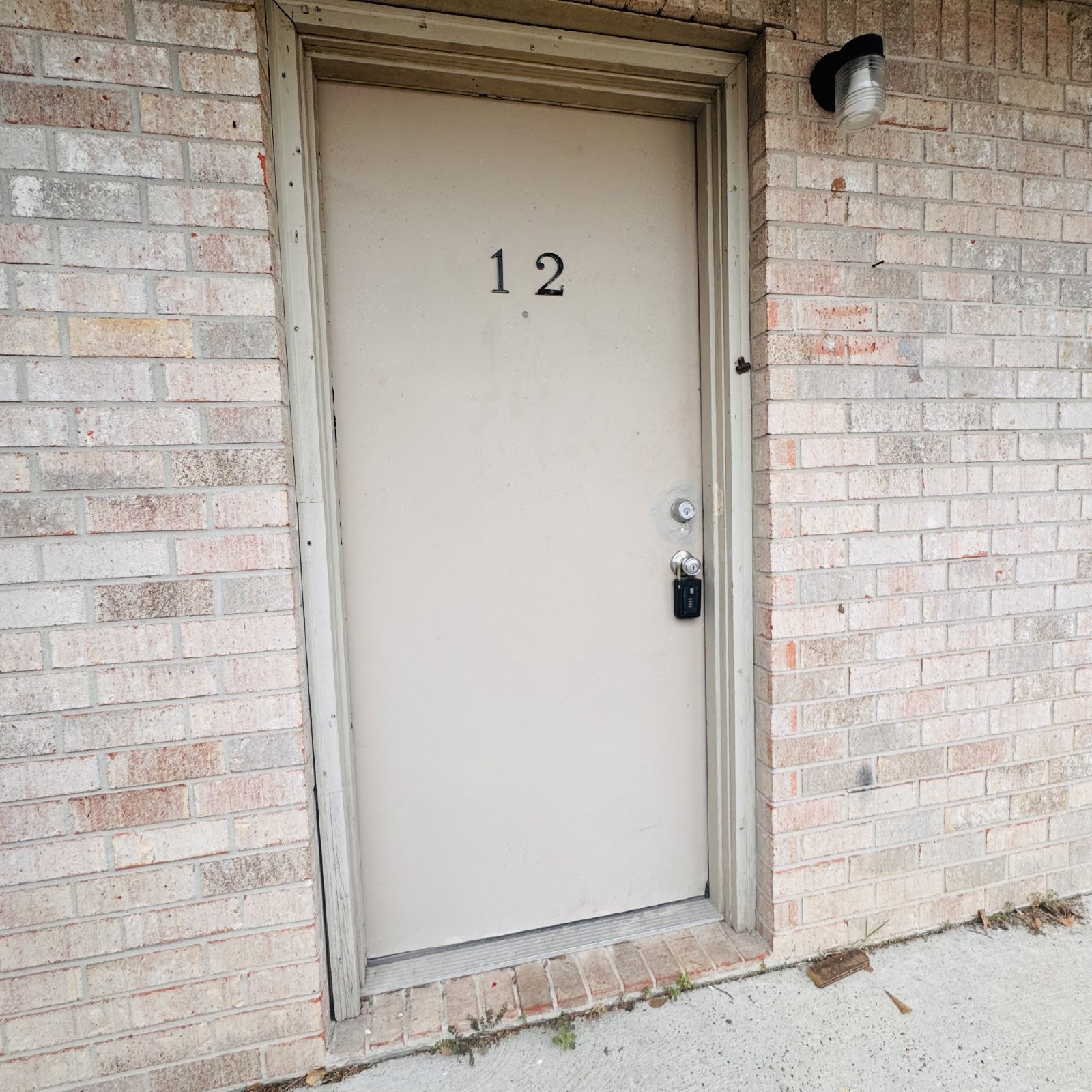 104 8th Ave Apt 12